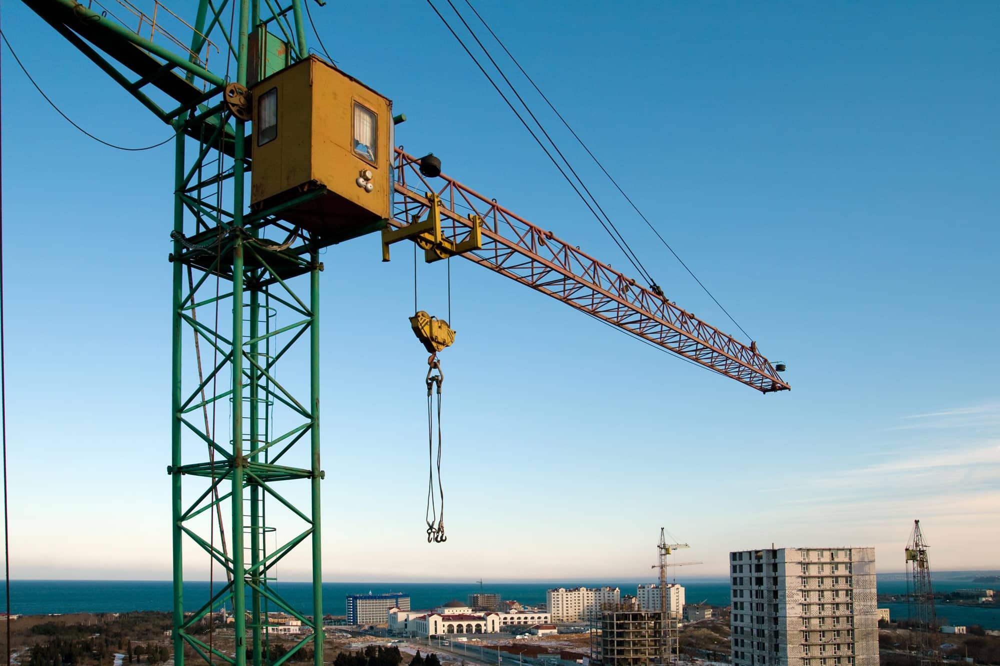 Saskatoon commercial crane
